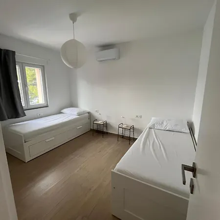 Daire Madai Beachfront - Jasenovo Beach,